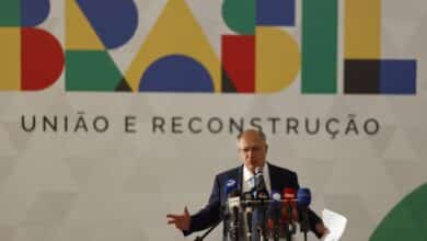 Taxa de Trump: Alckmin e Tarcísio marcam reuniões com empresários no mesmo horário