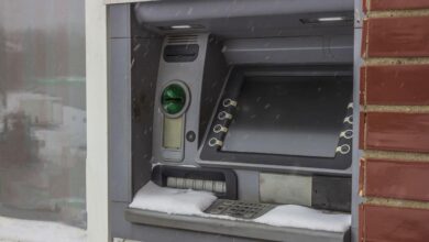 Bancos irão fechar amanhã - Estado de Minas