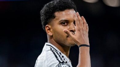 Rodrygo comemora gol em Real Madrid x RB Salzburg, jogo da Champions League