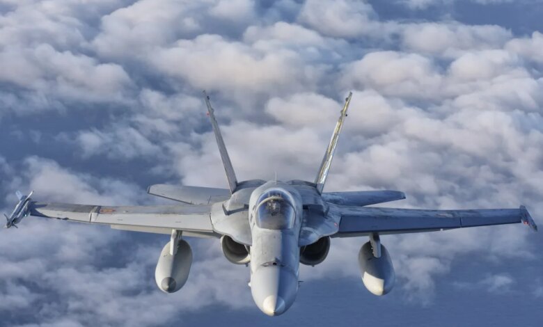 Los EF-18 del Ejército del Aire español iniciaron oficialmente su despliegue en Islandia para vigilar el Atlántico Norte