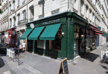 Lyon. La cliente du restaurant laisse des avis acides sur Google, le patron voit rouge et réplique
