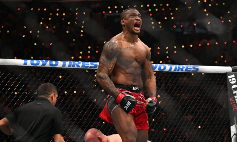 Eduarda Moura believes teammate Jailton Almeida submits Tom Aspinall to win UFC gold