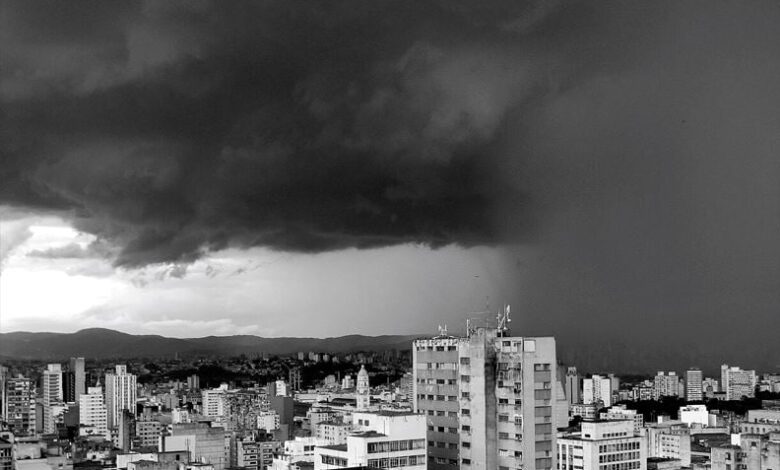 Chuva forte tempestade