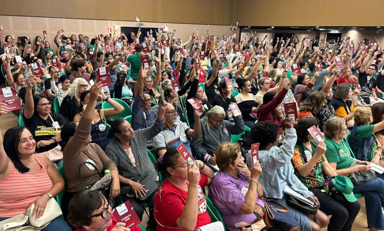 Assembleia do Sinteal define que greve da rede estadual de educação continua