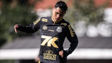 seta para fechar a publicidade