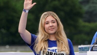 March for Our Lives' Jaclyn Corin Calls Out AG Pam Bondi