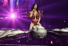 Katy Perry Suffers Mid-Air Prop Malfunction At San Francisco Show