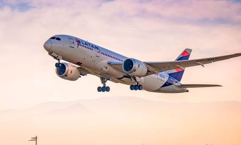 Até 23h59 ✈️ Latam tem até 30% de desconto em passagens aéreas