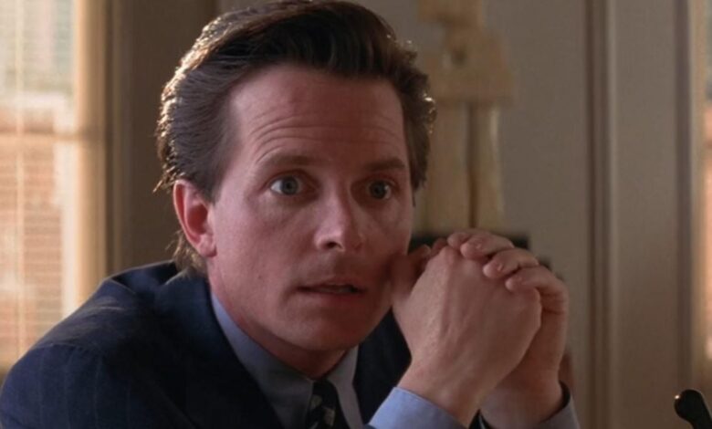"Eu sou um idiota": Michael J. Fox, astro do filme De Volta para o Futuro, lamenta ter recusado um dos maiores sucessos dos anos 90 - Notícias de cinema