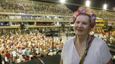 Morre Maria Augusta, autora de enredos como 'O Amanhã' e 'Domingo' que ficou conhecida pelo 'luxo na cor' no carnaval do Rio