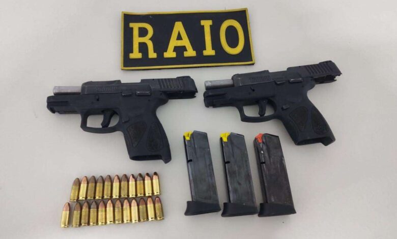 PMCE apreende duas pistolas durante abordagem no bairro Vicente Pinzón, em Fortaleza