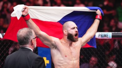 Revanche entre Poatan e Ankalaev já tem reserva definido no UFC