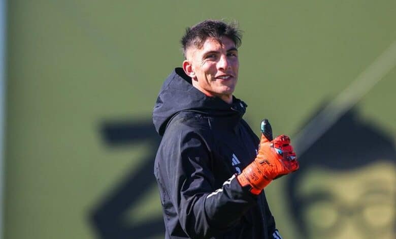 Recuperado de lesão, Rochet poderá ter sequência inédita no Inter em 2025