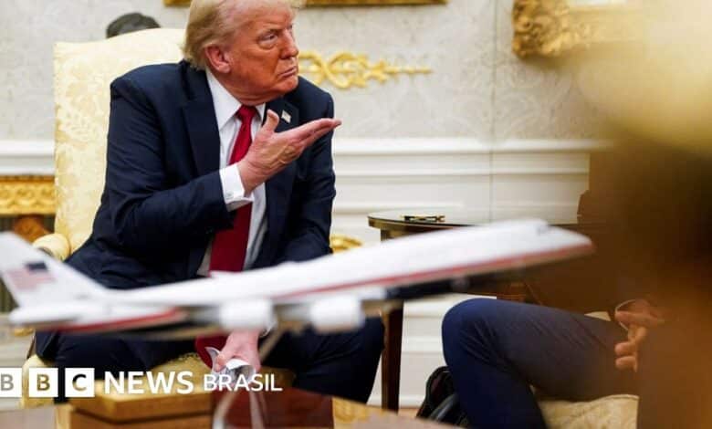 Tarifas de Trump: por que ameaça de taxar Rússia em 100% representa 'reviravolta dramática'