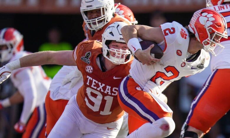 2025 preseason College Football Playoff, bowl projections