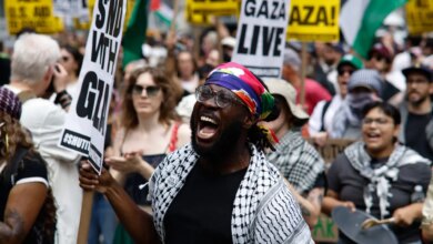 Manhattan protesters chant 'globalize intifada' amid bipartisan pushback