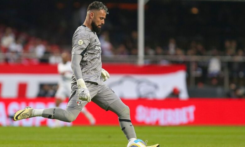 São Paulo decide emprestar goleiro Jandrei