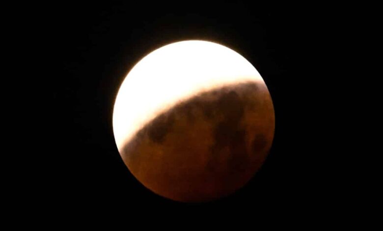 Que horas acontece o eclipse lunar? Veja horário do fenômeno