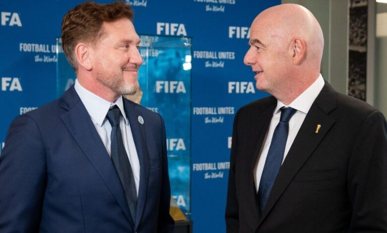 Fifa e CONMEBOL se reúnem em Nova York e discutem expansão da Copa do Mundo de 2030 para 64 seleções
