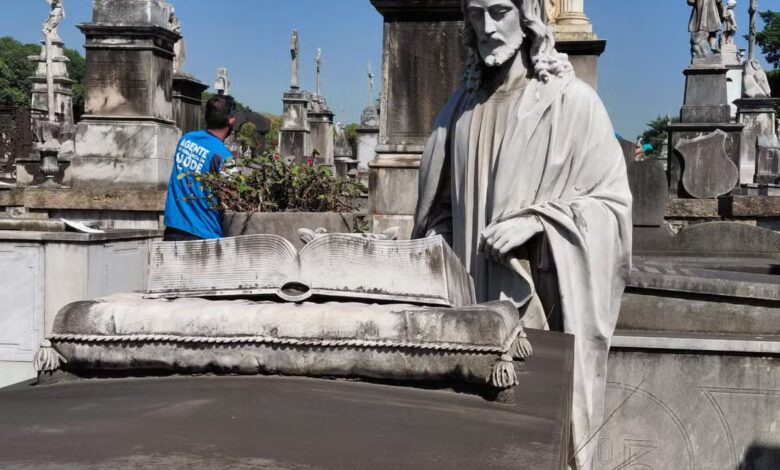 Secretaria Municipal de Saúde realiza ações de prevenção contra dengue nos cemitérios do Rio