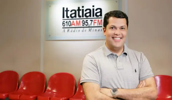 João Vitor Xavier deixa o Bastidores para assumir a CNN Brasil » Moon BH - Ubiratã Online