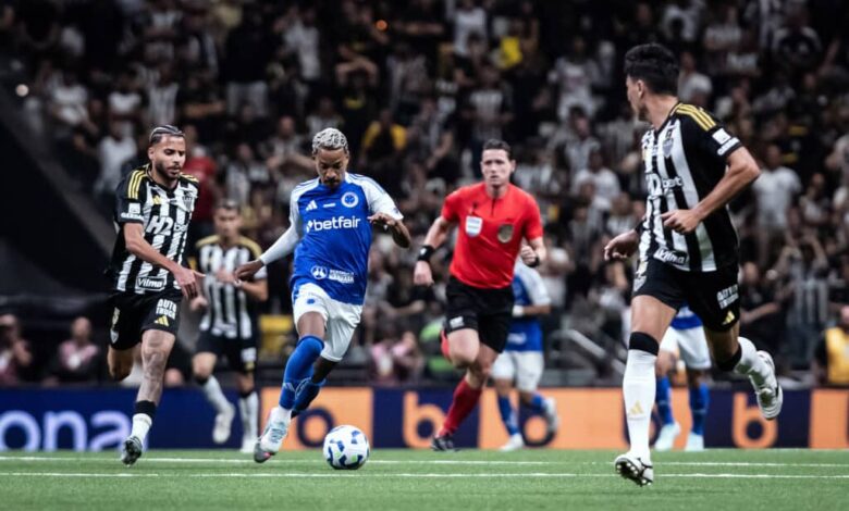 Matheus Pereira tem vantagem em jogos contra o rival Atlético