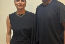 Após falsa morte de Odete, web recupera mais um 'rolê aleatório' de Débora Bloch com Ronaldinho Gaúcho: 'Está viva'