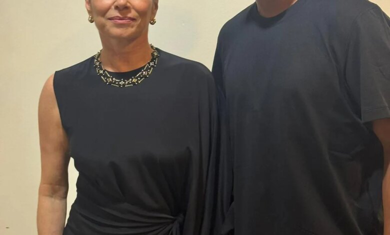Após falsa morte de Odete, web recupera mais um 'rolê aleatório' de Débora Bloch com Ronaldinho Gaúcho: 'Está viva'