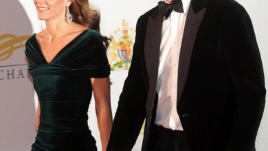 El Príncipe y la Princesa de Gales asisten al espectáculo Royal Variety