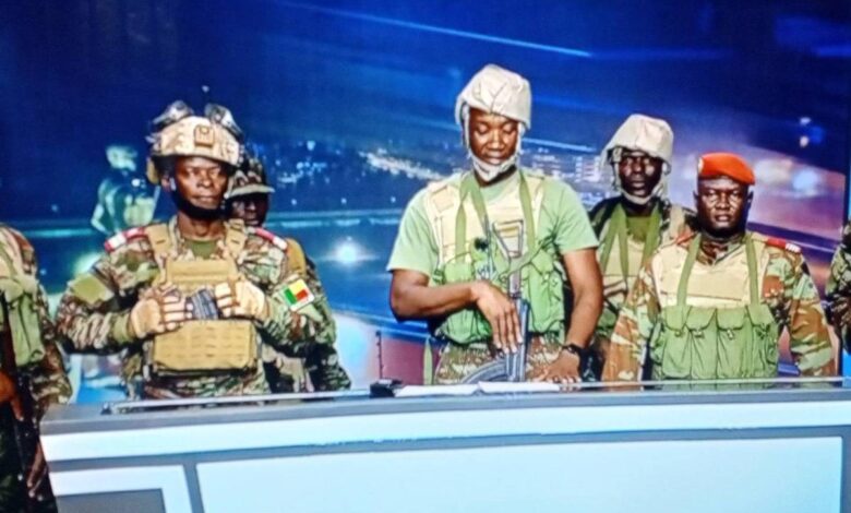 Militares do Benin anunciam golpe em rede nacional