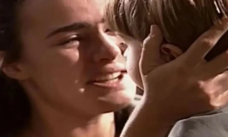 Juanito escapa da morte em 'Terra Nostra'? Doença grave do filho leva Giuliana ao limite: italiana toma uma decisão desesperada