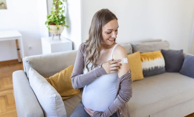 vacina que protege contra a doença começa a ser distribuída pelo SUS para gestantes