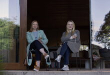 All Her Fault fala das dores da maternidade sem afetação - 10/01/2026 - Ilustrada