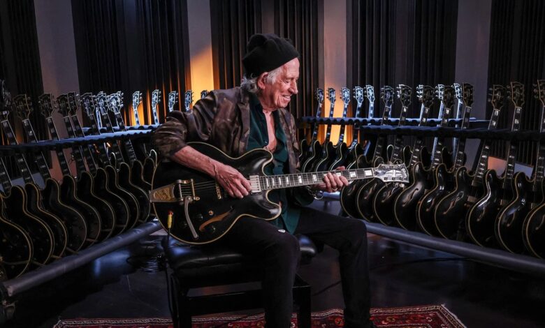 Gibson unveils two Keith Richards 1960 ES-355 guitars