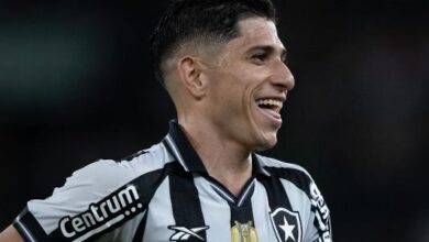 PVC detalha recusa a Savarino e prioridade no elenco