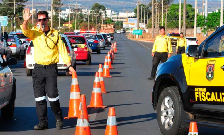 Velha regra do trânsito vai voltar a ativa em 2026 e motoristas precisam ficar atentos