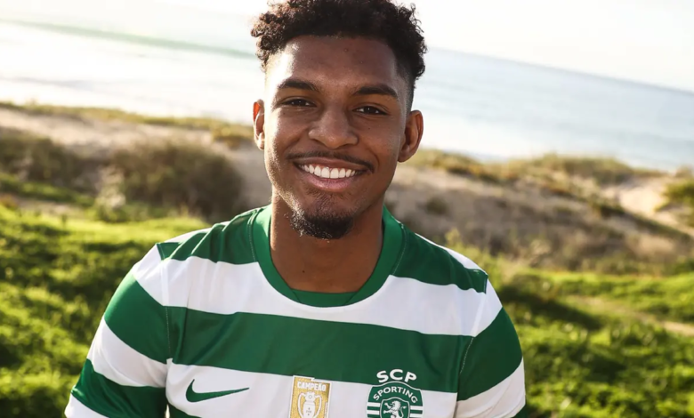 Vini Jr em ação na derrota do Real Madrid para o Liverpool na Champions League (Foto: Paul ELLIS / AFP)