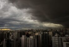 Semana começa com risco de chuva extrema em várias partes do Brasil: ‘Grande perigo’. Veja onde