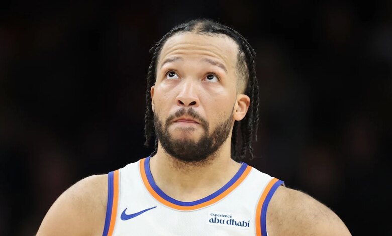 New York Knicks v Phoenix Suns