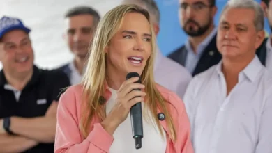 Celina Leão troca comando da Educação após queda no Ideb do DF