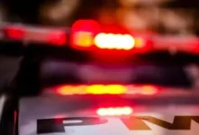 Policiais ficam feridos após viatura capotar na EPNB