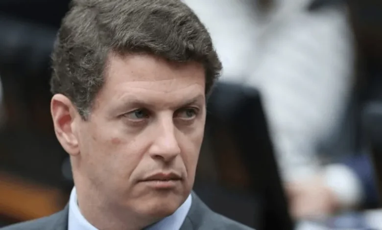 Salles confirma troca de suplente no Novo para disputa ao Senado por SP