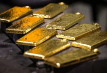 Ouro fecha em alta com foco no Fed e ignora petróleo