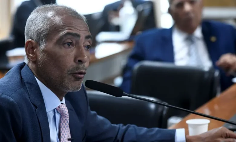 Romário deixa PL e declara apoio a Eduardo Paes no RJ